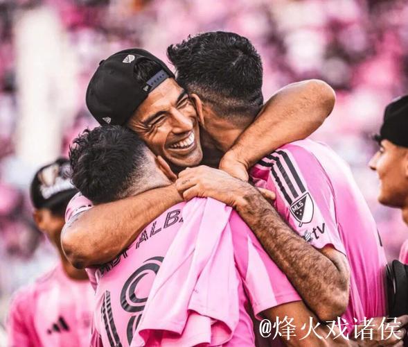 苏亚雷斯续约迈阿密国际1年，2026年继续征战MLS